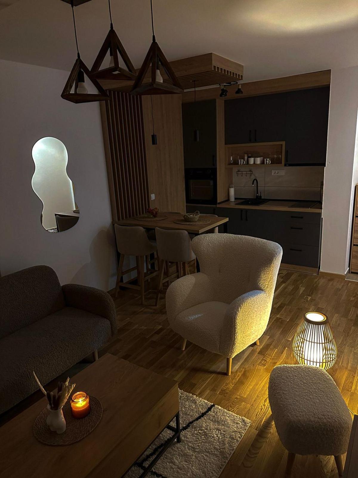 0404 Apartment *